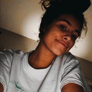 Meet your Posher, Zoe